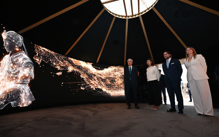 Президент Касым-Жомарт Токаев посетил офис Фонда развития креативных индустрий